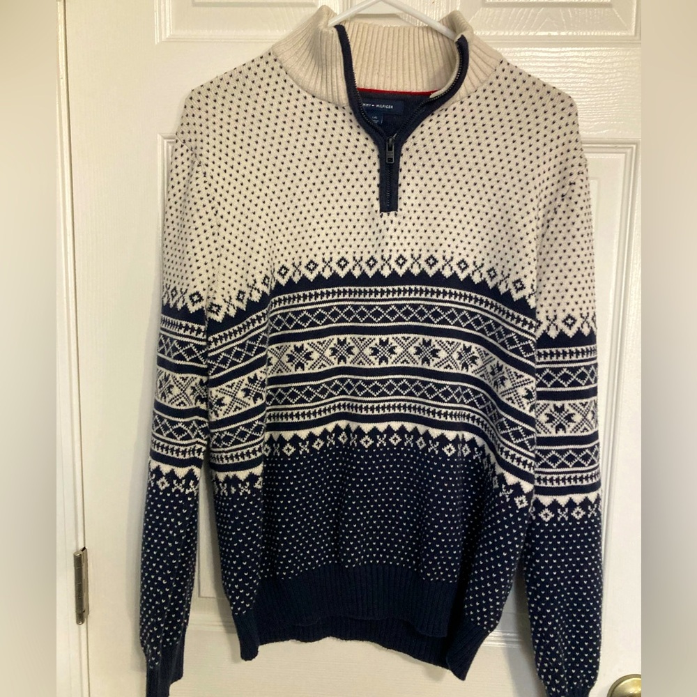 Tommy Hilfiger blue and white half zip sweater men’s large